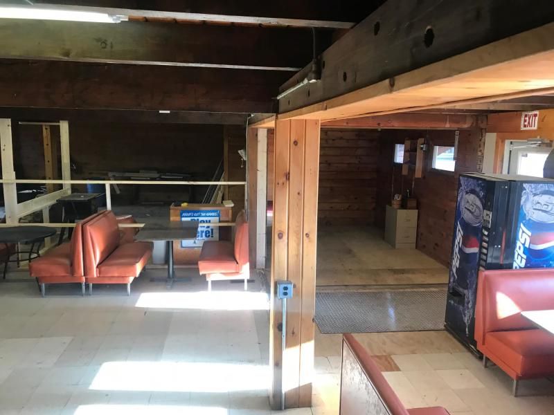 94 Main Rd, Abbot, ME 04406